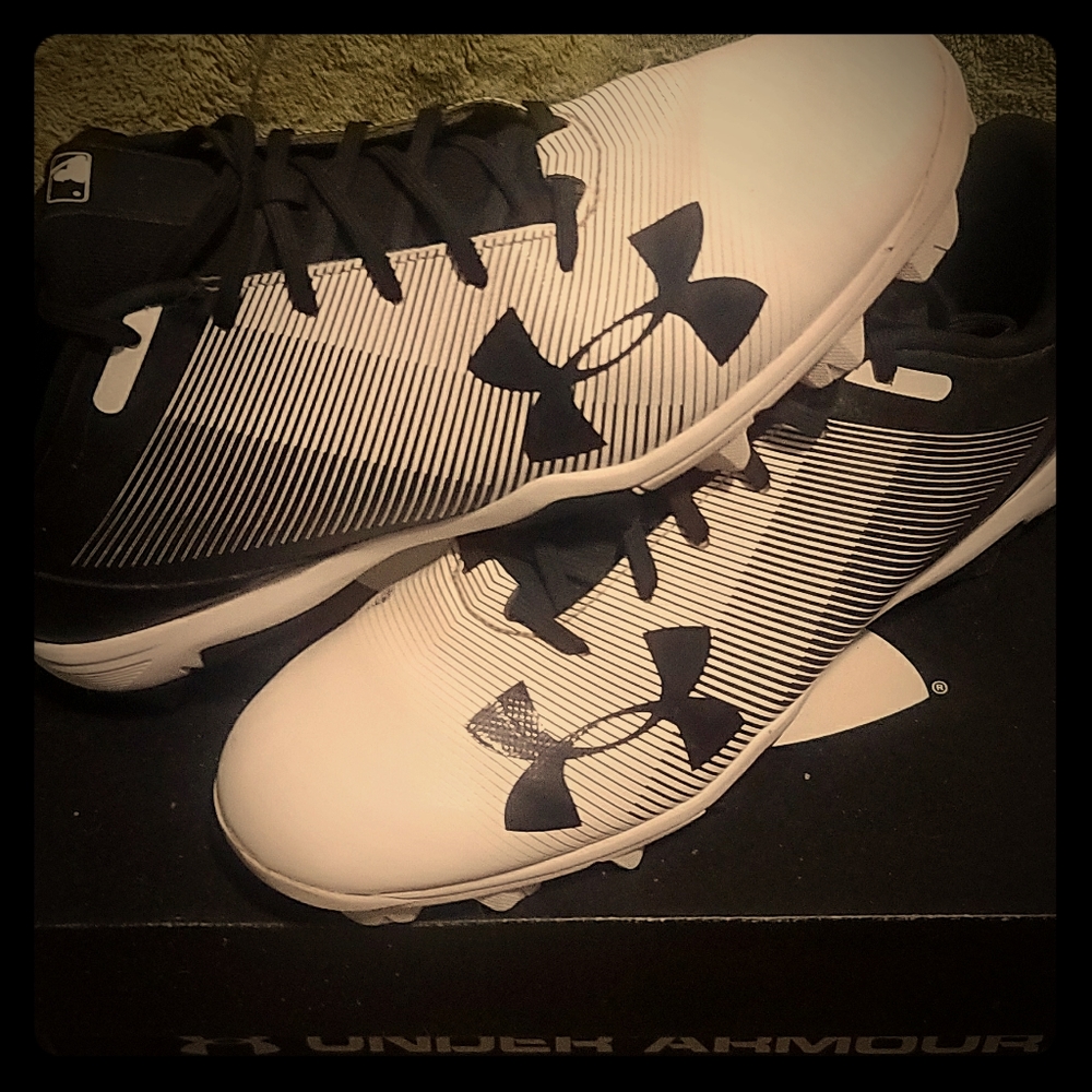 Under Armour baseball cleats